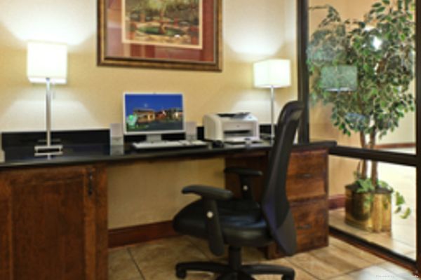 FairBridge Inn & Suites (Jonesboro)